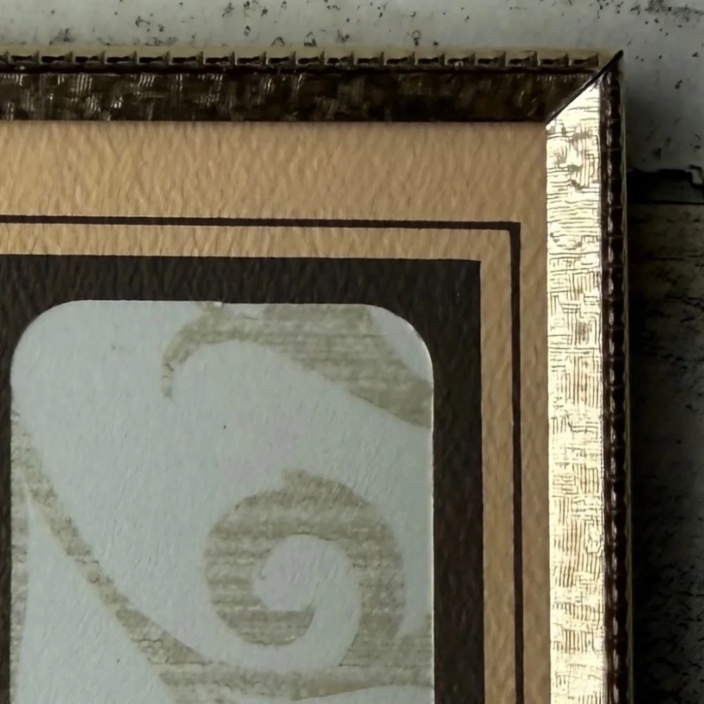 Vintage Gold Tone Bifold Hinged Metal Picture Photo Small Frame Tabletop